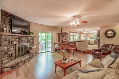 40 Grisham Dr, Bella Vista, AR 72715 - photo 5