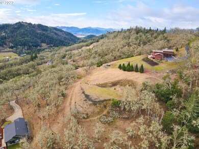 275 Platinum Dr, Roseburg, OR 97471 - photo 5