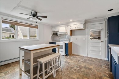 16 Pearse Ave unit 2, Bristol, RI 02809 - photo 4