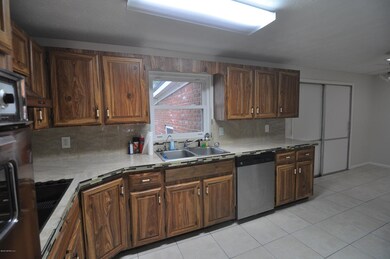 6809 Azul Ct, Jacksonville, FL 32210 - photo 5