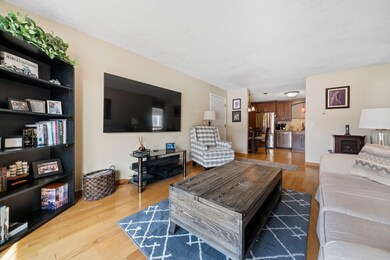 377 Huse Rd unit 2, Manchester, NH 03103 - photo 7