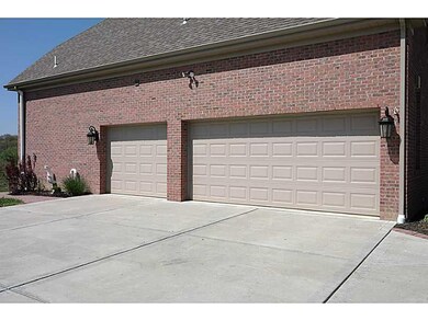 Parking Lot/Garage.