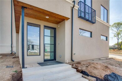 2532 Galvez Ave, Fort Worth, TX 76111 - photo 3