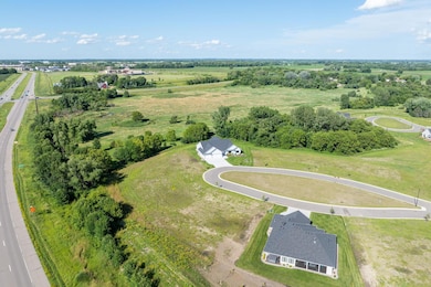 1018 Bitterend Cir, Mankato, MN 56001 - photo 3