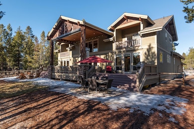 03 river home