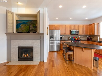 1698 SW Wright Place, Troutdale, OR 97060 - photo 6