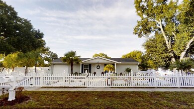 3724 Meadowbreeze Dr, Tampa, FL 33619 - photo 3