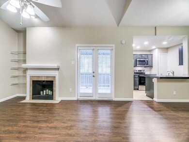 8601 Park Ln unit 221B, Dallas, TX 75231 - photo 4