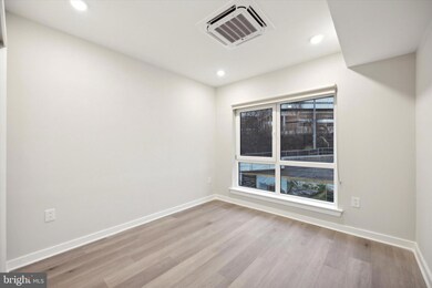 3449 Scotts Ln unit A305, Philadelphia, PA 19129 - photo 7