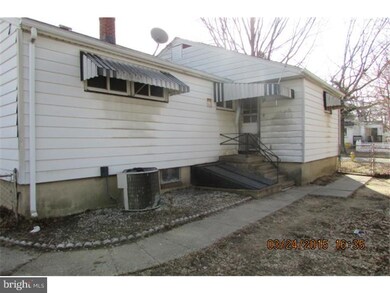 4915 Chestnut Ave, Pennsauken, NJ 08109 - photo 2