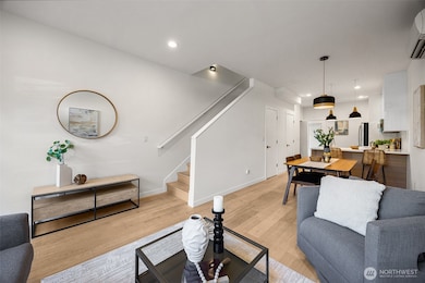 5910 Fauntleroy Way SW, Seattle, WA 98136 - photo 5