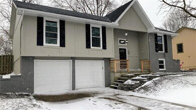 523 N Jefferson St, Raymore, MO 64083 - photo 3