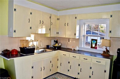 157 Grissom Rd, Troy, NC 27371 - photo 3