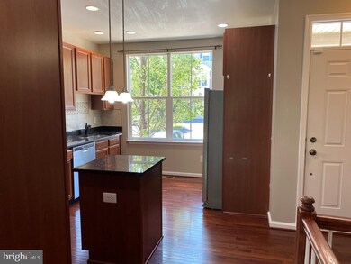 2980 Chinkapin Oak Ln, Woodbridge, VA 22191 - photo 4