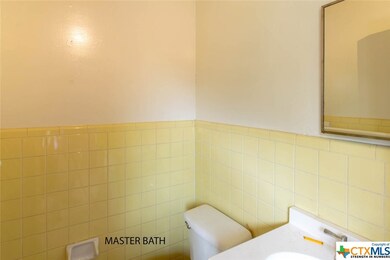 1602 Pleasant Ln, Copperas Cove, TX 76522 - photo 6