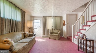 1122 Brookwood Ln, Glenolden, PA 19036 - photo 5