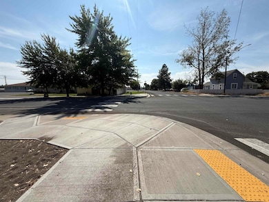 711 E Lake St, Medical Lake, WA 99022 - photo 5