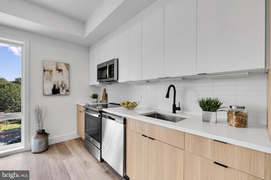 14 P St NW unit C03, Washington, DC 20001 - photo 4