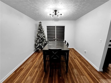 1036 Yellow River Dr, Lawrenceville, GA 30043 - photo 5