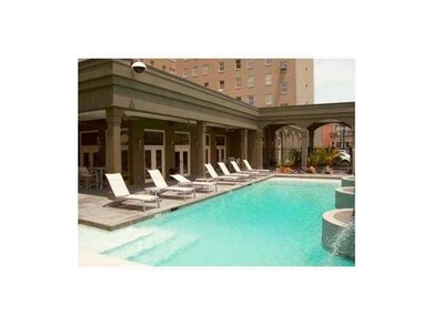Swimming Pool/Hot Tub/Sauna.