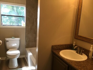 736 Fletcher guest bath