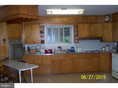 90 Frankford Ave, Tamaqua, PA 18252 - photo 5