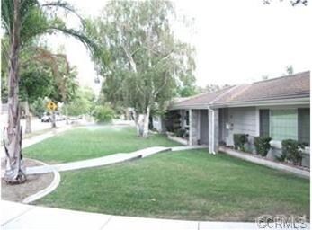 118 W 16th St, Upland, CA 91784 - photo 2