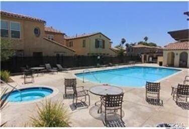 Pool & Spa