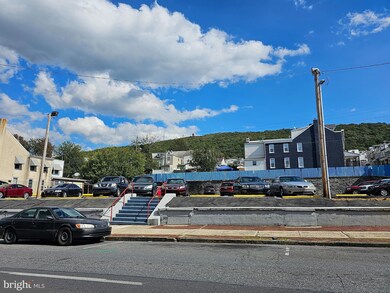 606 N 12th St, Reading, PA 19604 - photo 5