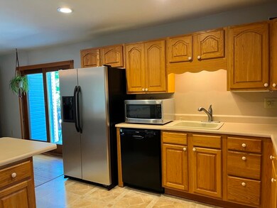 3413 Hampshire Rd, Erie, PA 16506 - photo 6