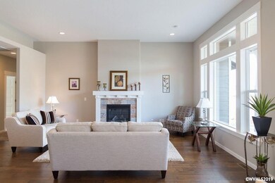 2813 NE Sonora Dr, Albany, OR 97321 - photo 5