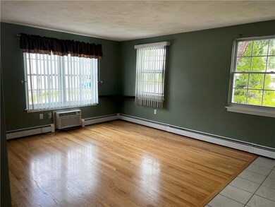 2060 Mineral Spring Ave unit 6, North Providence, RI 02911 - photo 4