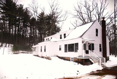 63 Maple St, Douglas, MA 01516 - photo 3