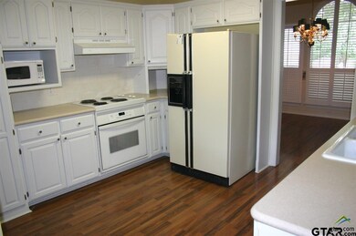 3108 3108 Campus Cir, Tyler, TX 75701 - photo 6