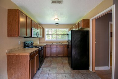 1512 Timberlane-3