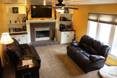 Den/Family/Great Room.