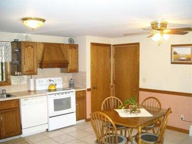 2 Line St, Southampton, MA 01073 - photo 5