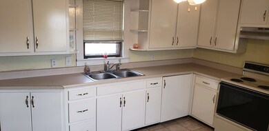 191 Tunnel Hill Main St, Tunnel Hill, GA 30755 - photo 2