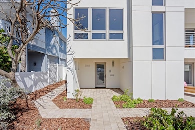 2003 Gulf Way, Saint Pete Beach, FL 33706 - photo 4