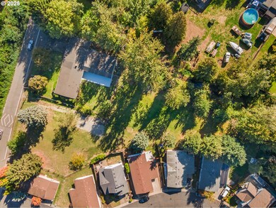 10345 NE 13th Ave, Portland, OR 97211 - photo 5