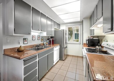 2154 Roundhouse Rd, Sparks, NV 89431 - photo 5