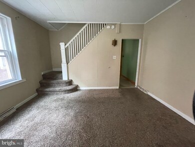 1526 Birch St, Reading, PA 19604 - photo 2