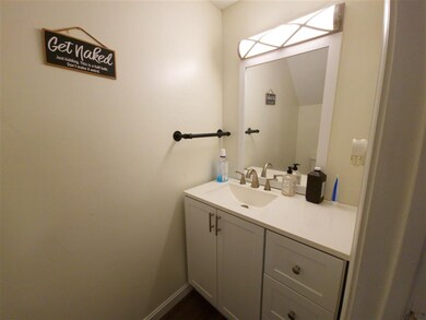 106 Woodland Green, Rochester, NH 03868 - photo 7