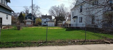 1226 Cass Ave SE, Grand Rapids, MI 49507 - photo 2