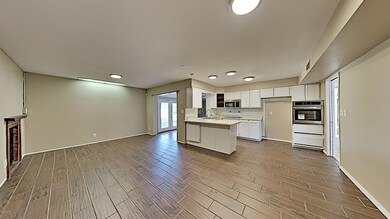 9437 N 37th Ave, Phoenix, AZ 85051 - photo 5