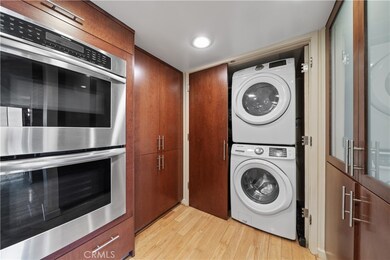 Wilshire Manning unit 609, Los Angeles, CA 90024 - photo 4