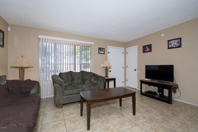 Holladay St-2049-7