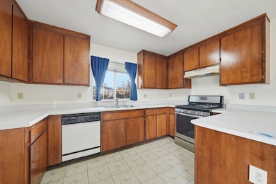 3130 Driftstone Dr, Anderson, CA 96007 - photo 5