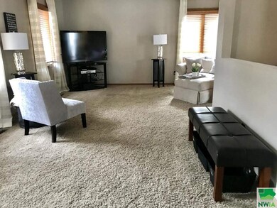 2039 Roundtable Rd, Sergeant Bluff, IA 51054 - photo 5