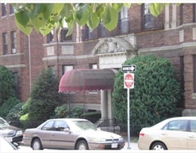 69 Quint Ave unit 8, Allston, MA 02134 - photo 3